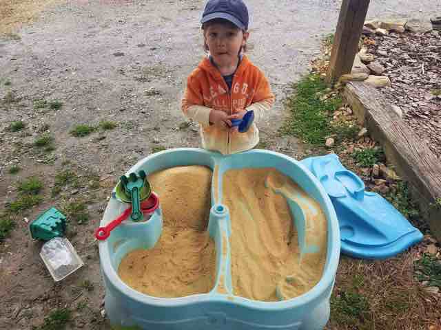 David in sandbox