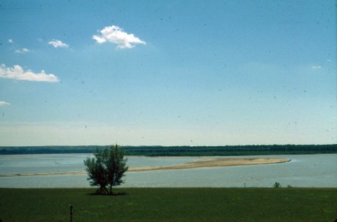 Yellowstone + Missouri rivers