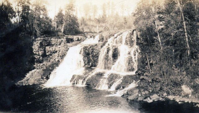 How my grandparents saw Gooseberry Falls in 1929