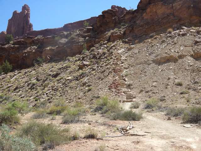 Up the Crater Spur Trail